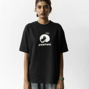 Pawfect (Oversized T-Shirt)